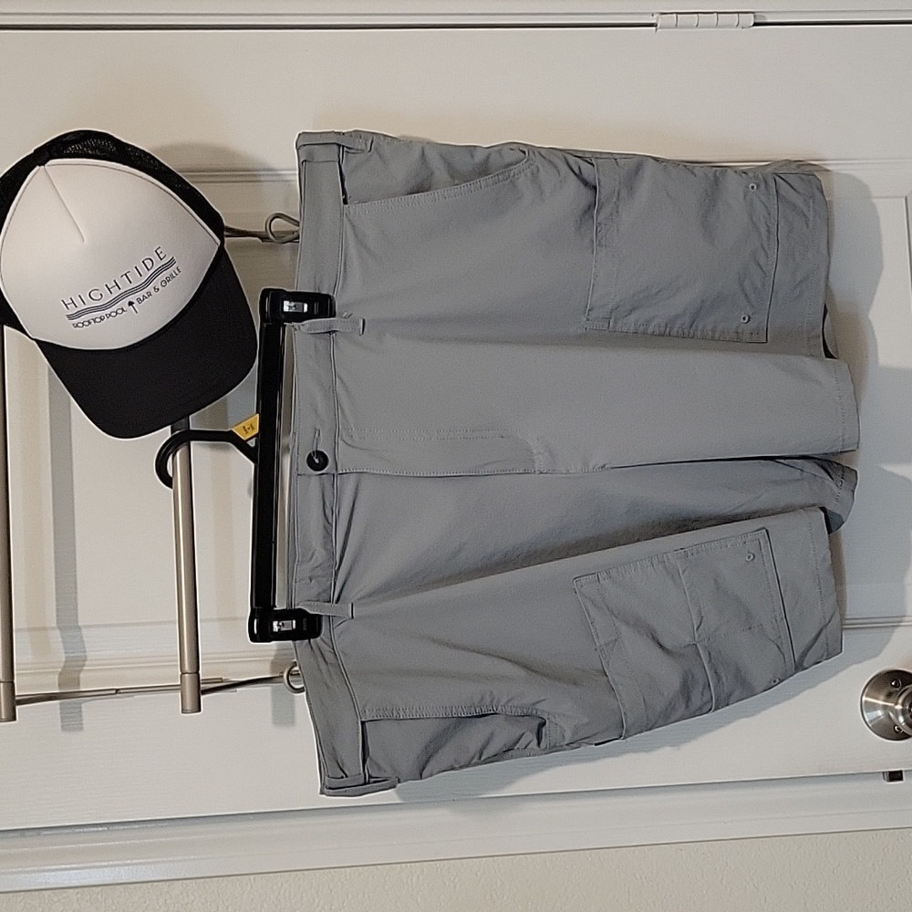 Magellan Outdoors Fish Gear Gray  Water Repellent Size 2XL